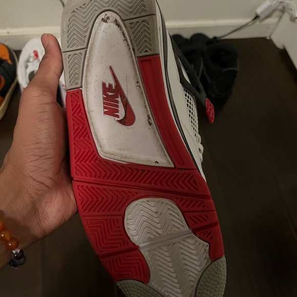 Jordan 4 “Fire Red”🚨